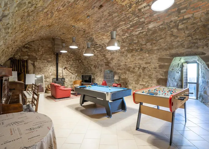 بيت للعطل Historique A La Campagne